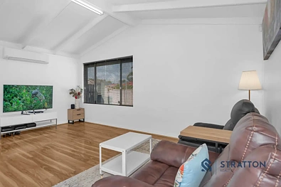 8 Chadwell Street, Kenwick, WA 6107, 3房, 1浴, House