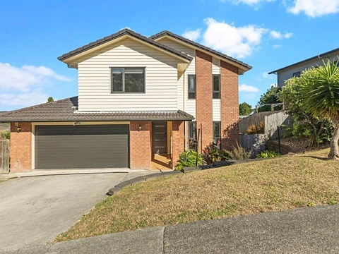 Spacious 4-Bedroom Family Home for Rent!