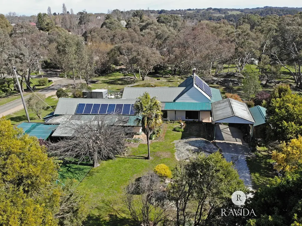 15 FREDERICK STREET, Beechworth, VIC 3747