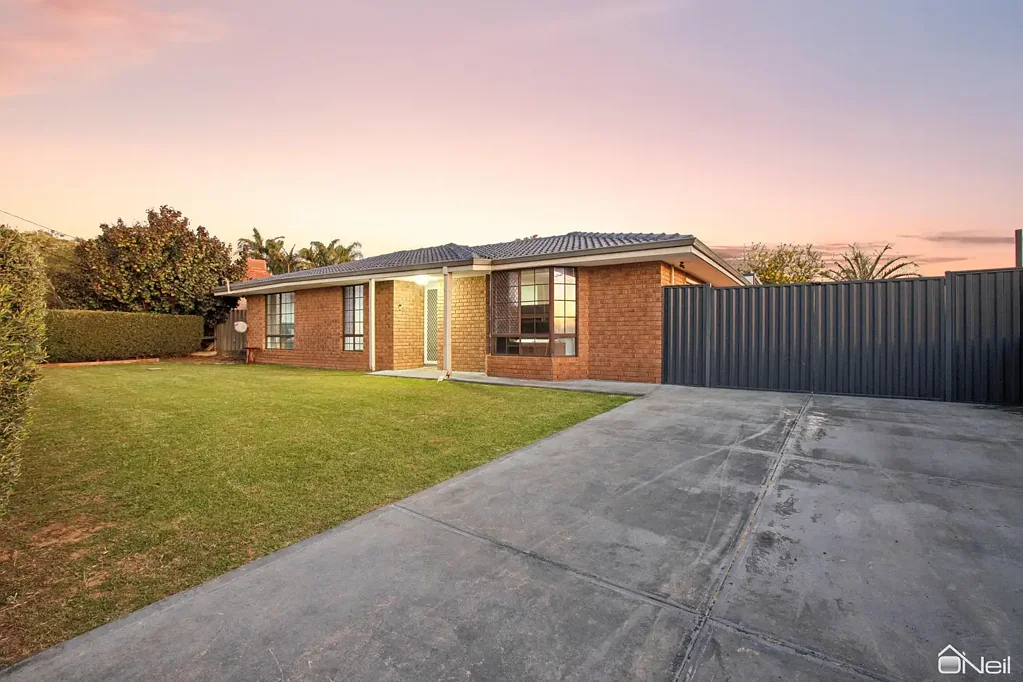 3 Bell Court, Armadale, WA 6112
