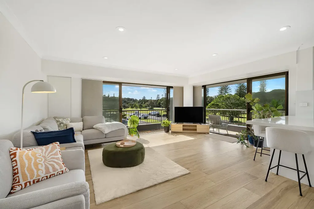 East Ballina 3침실 Renovated Shaws Bay apartment