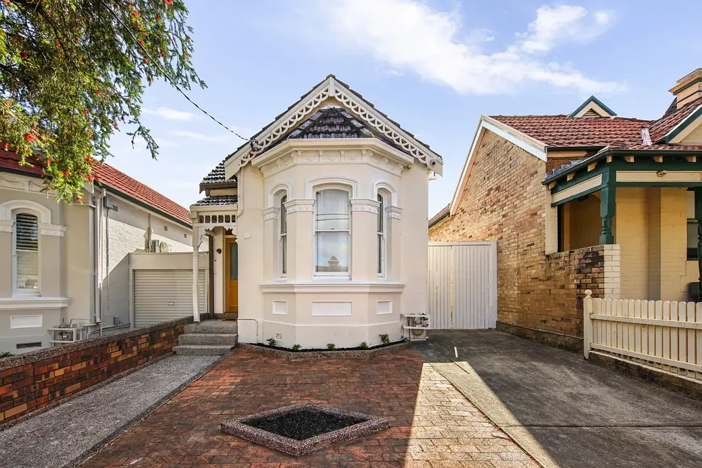 12 Garnet Street, Hurlstone Park, NSW 2193