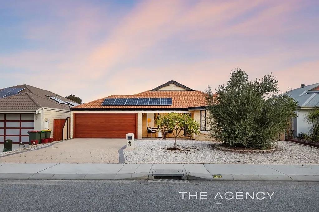 27 Rocklands Loop, Carramar, WA 6031