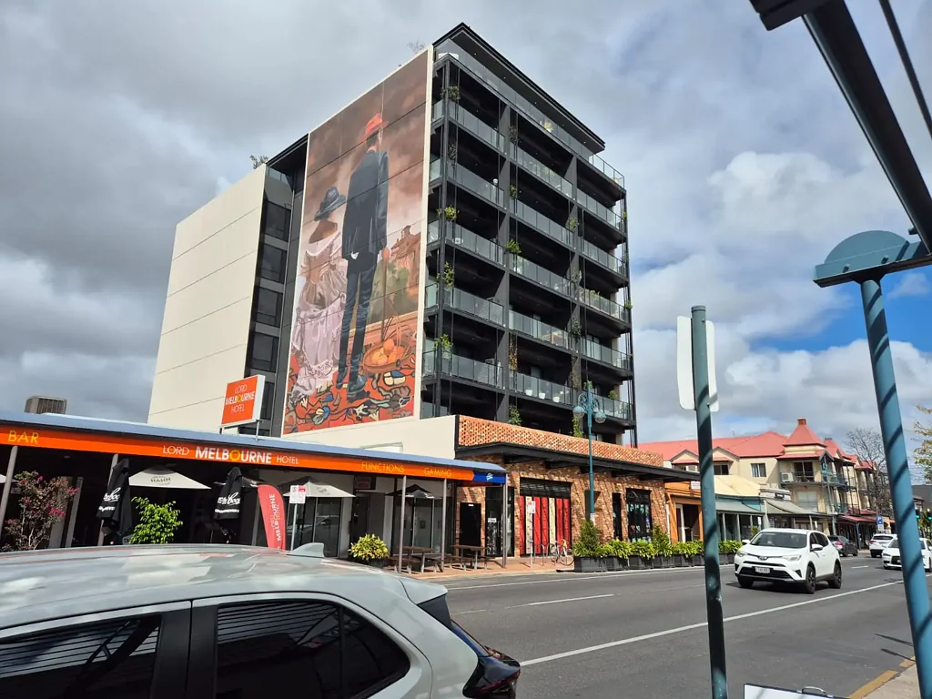 Comfort and Convenience with Furnishings near the heart of the City!