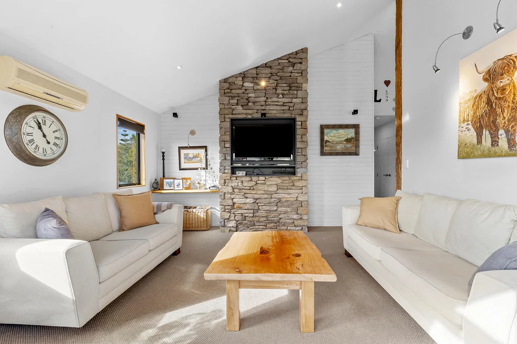Spring Creek 4Moenga A Stunner To Explore - Options Galore