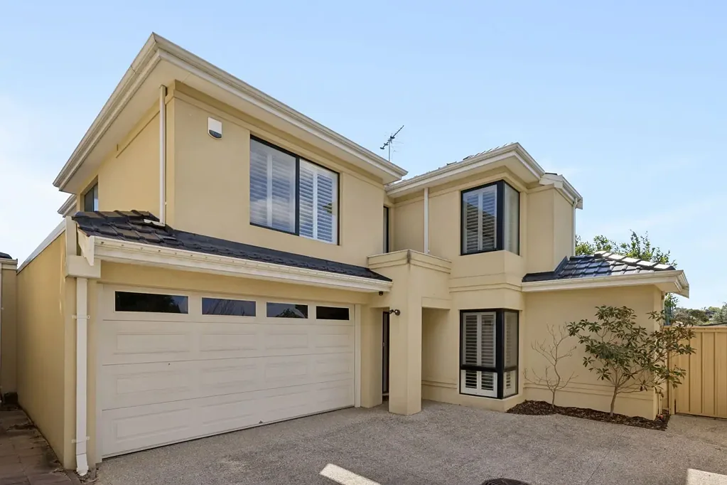 North Perth 4બેડરૂમ Designer Townhouse Living Close to all the Action