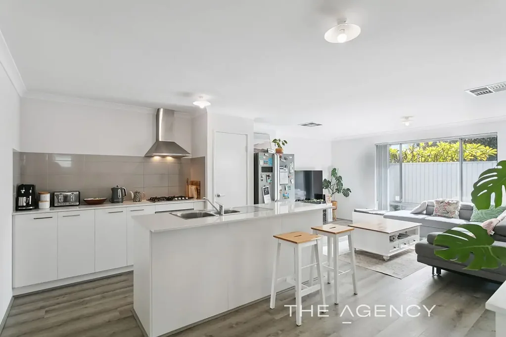 19 Leschenaultia Street, Greenwood, WA 6024