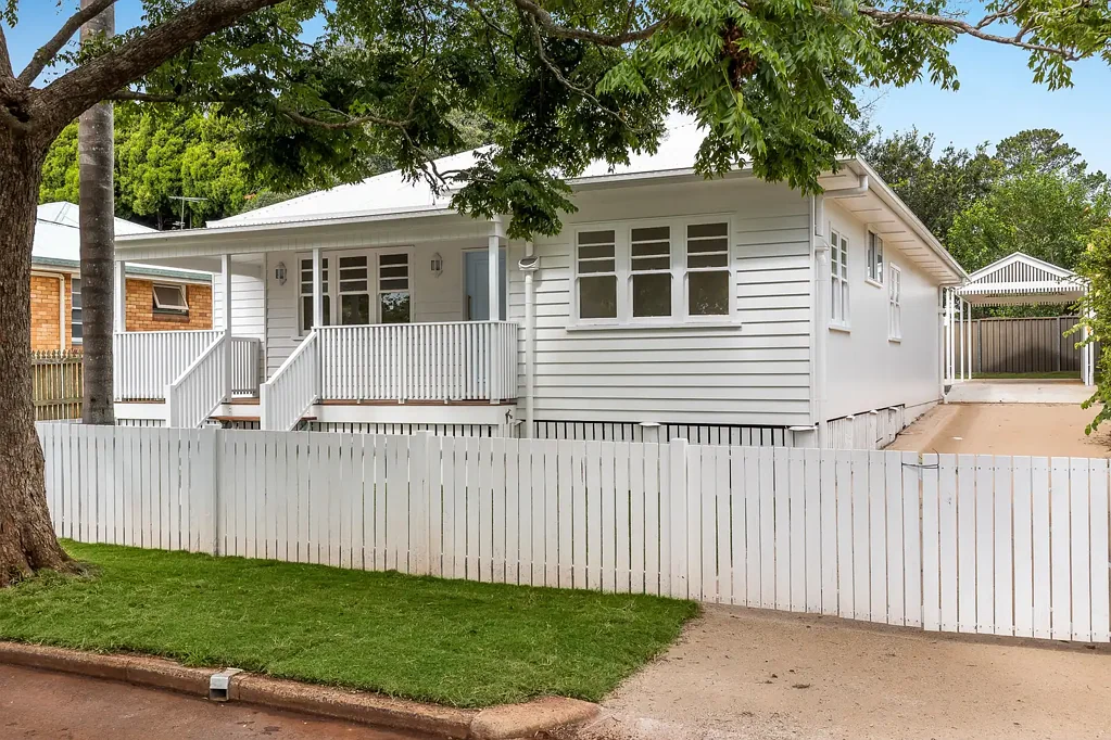 North Toowoomba 4Moenga Character, Comfort & Convenience in sought after Inner City Location