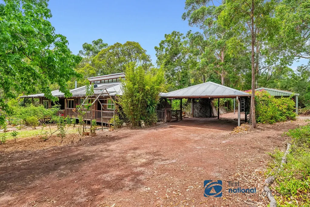 490 Gill Street, Mundaring, WA 6073