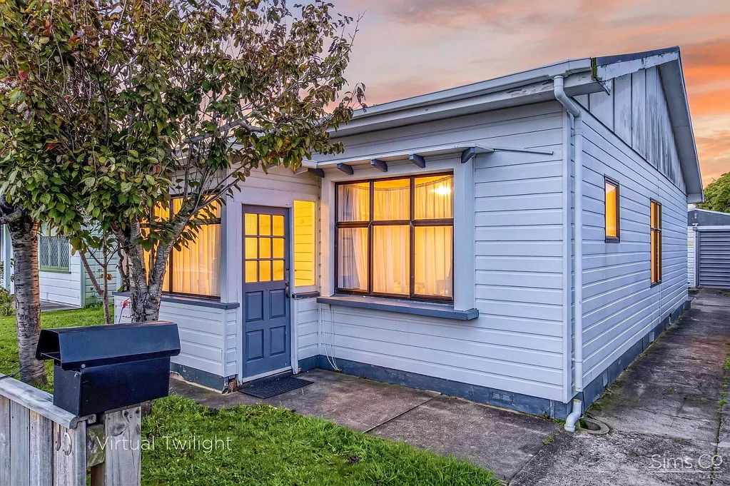Whanganui 3 Bedroom Opportunity Knocks