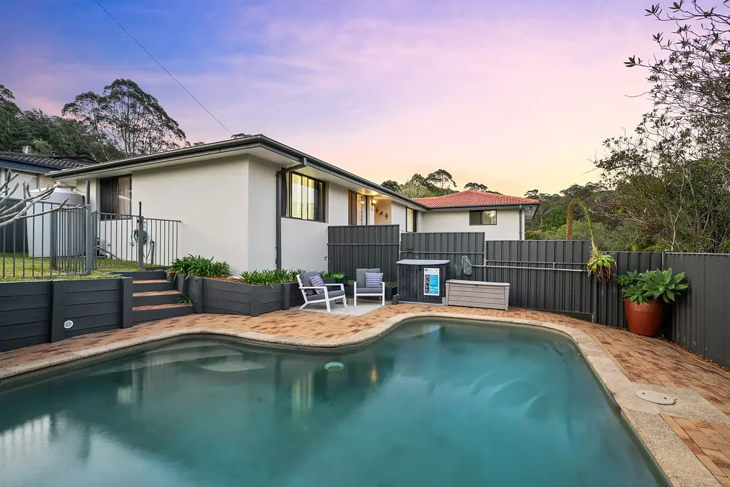 2 Mountain View Avenue, Narara, NSW 2250