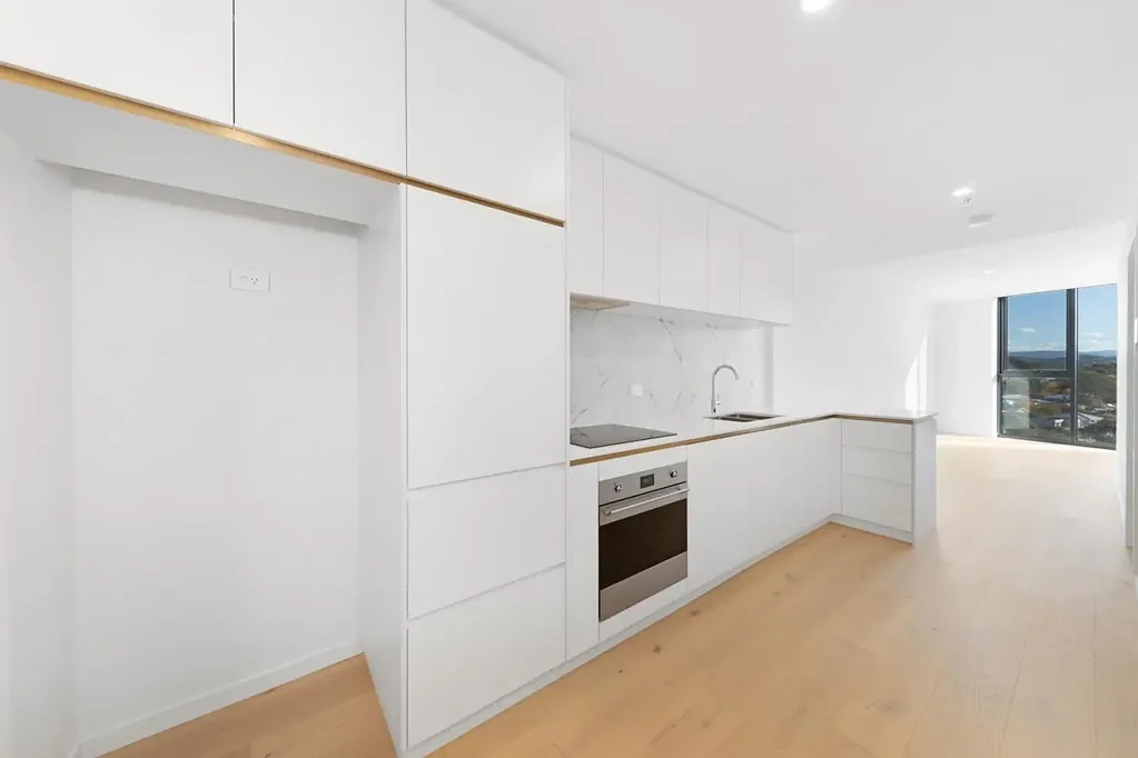 Brand New Living At �The Shard� - Modern Style And Ultimate