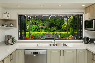 3 Admirals Court Drive, Greenhithe, North Shore City