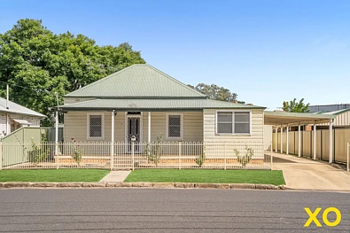 Labas ng Bahay - 21 BOURKE ST, SINGLETON NSW 2330