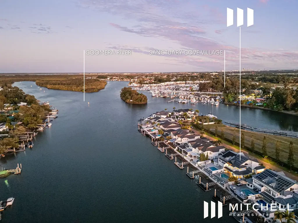 Hope Island 4ਬੈੱਡਰੂਮ North-Facing Luxury on Wide Coomera River Frontage