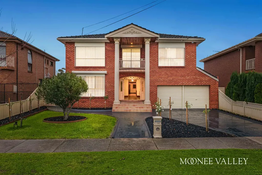 Avondale Heights 6ਬੈੱਡਰੂਮ A Landmark Family Estate of Grand Proportions with Unrivalled City Views