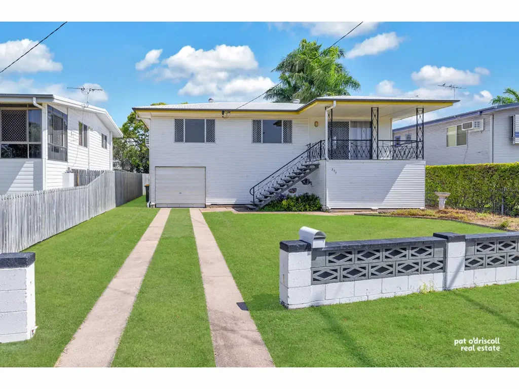 Berserker 3Habitaciones Solid 3 Bedroom Home in Berserker...