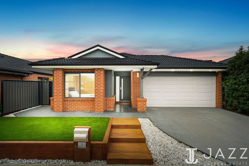 Spacious Family Living in the Heart of Featherbrook Estate