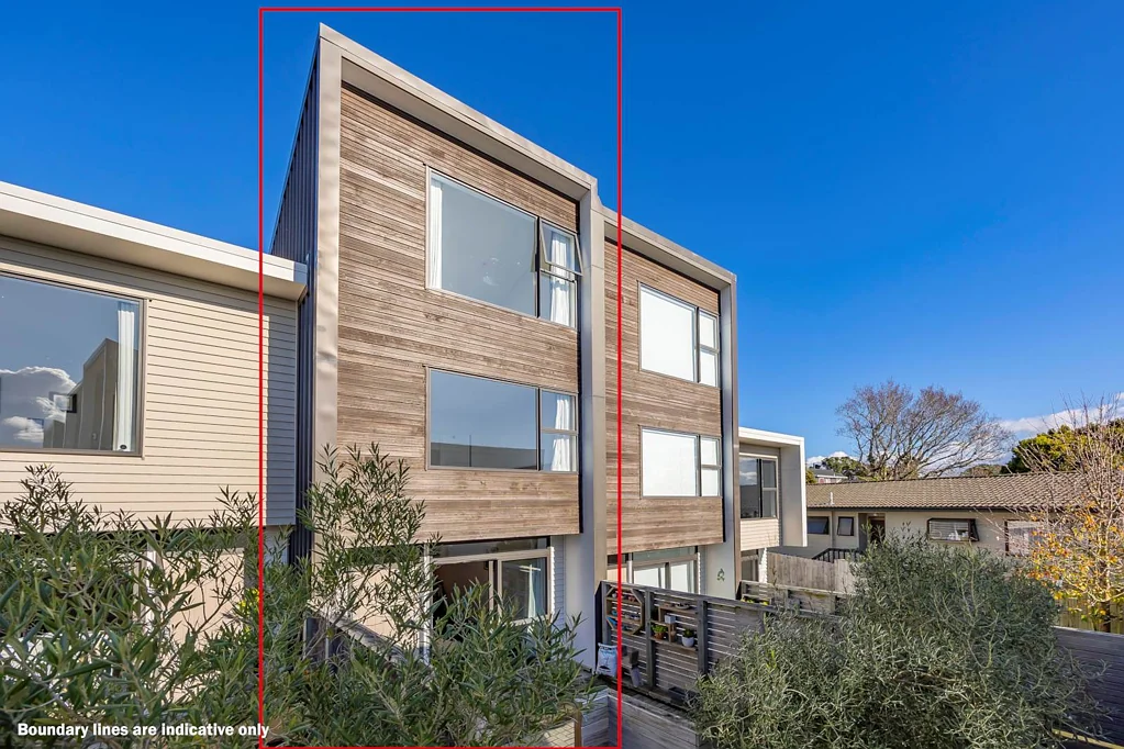 Glenfield 3બેડરૂમ Three Bedroom Townhouse in Handy Location