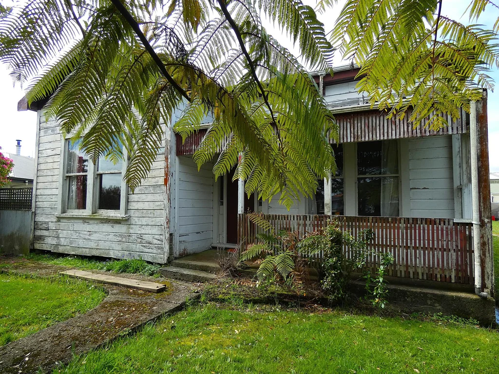 Westport 3 Bedroom Project de villa - calling Flippers