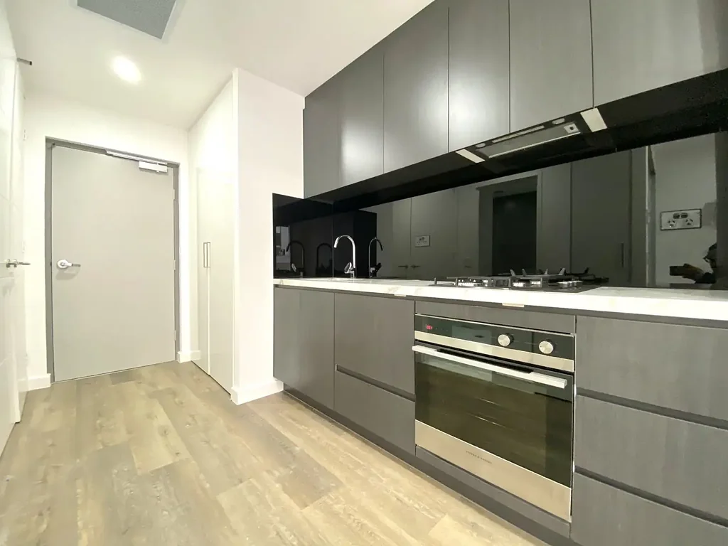 Studio for rent in Schofields!
