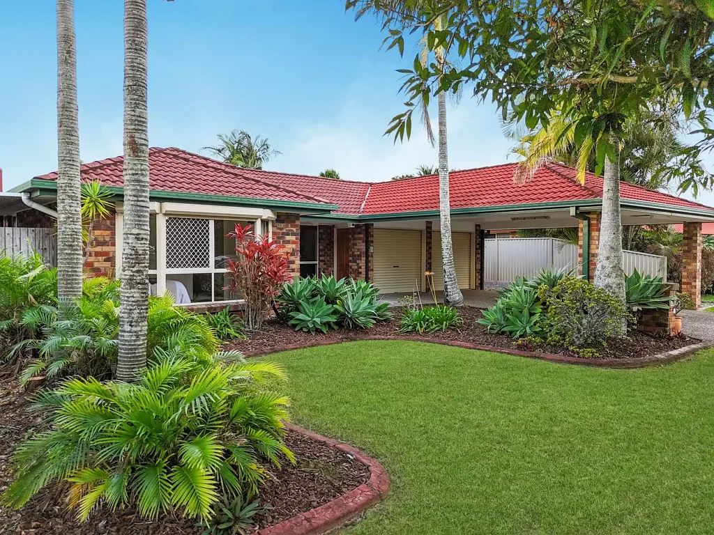 Meadowbrook 4 Slaapkamer Room to Grow: Substantial 4-Bedroom Lowset with Family-Friendly Yard