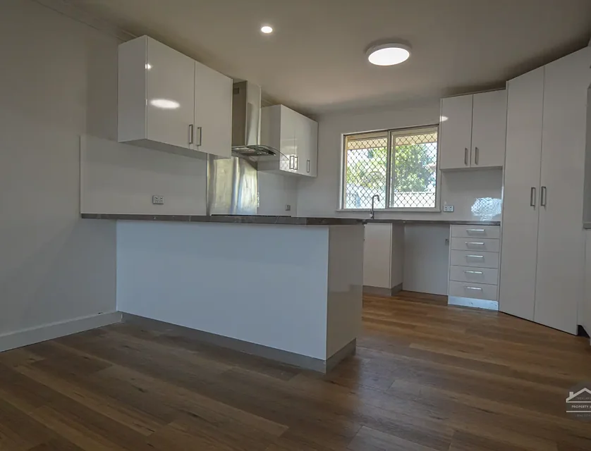 3 Tinder Street, Port Hedland, WA 6721, 6 Kuwarto, 3 Banyo, House