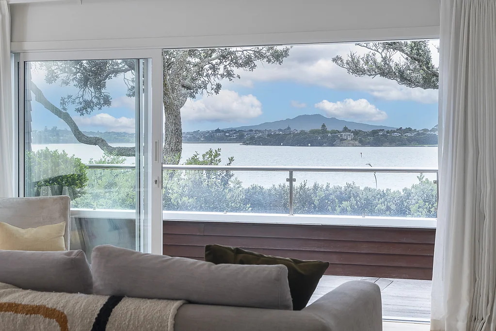 Northcote Point 3房  Coastal Sanctuary with Sensational Views