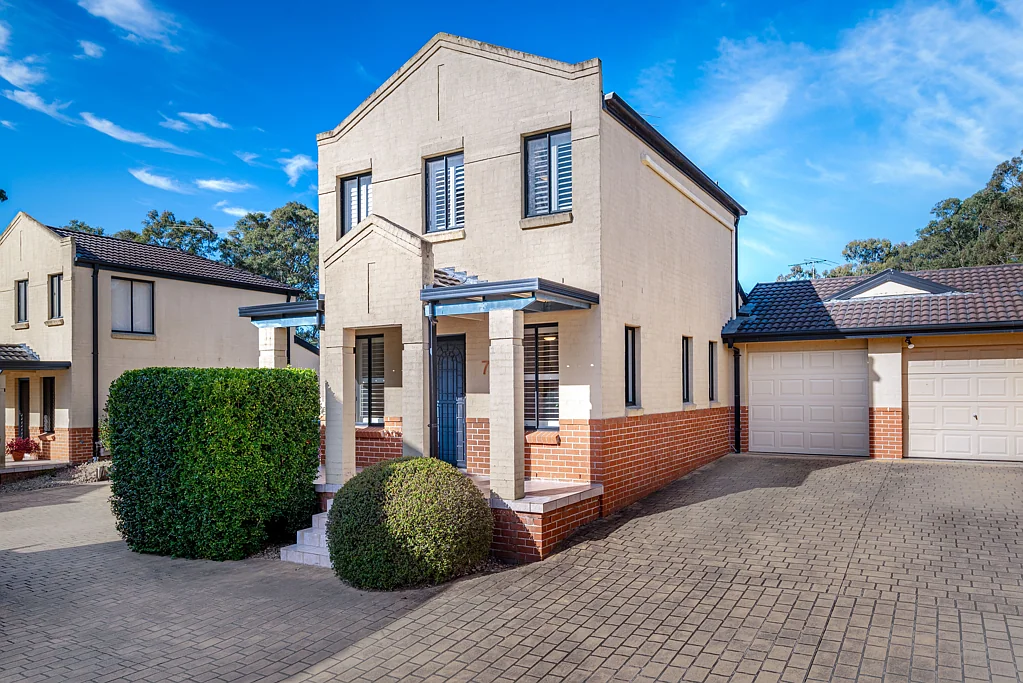 7/9 Fourth Avenue, Macquarie Fields, NSW 2564