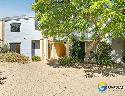 地址保密, Morley, North East Perth, 3 chambres, 2 salles de bain, Townhouse