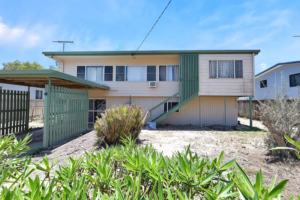 Slade Point 3 Slaapkamer Your Chance to Create Something Special in Slade Point!