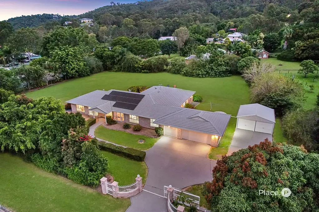 58 Stubbin Street, Belivah, QLD 4207