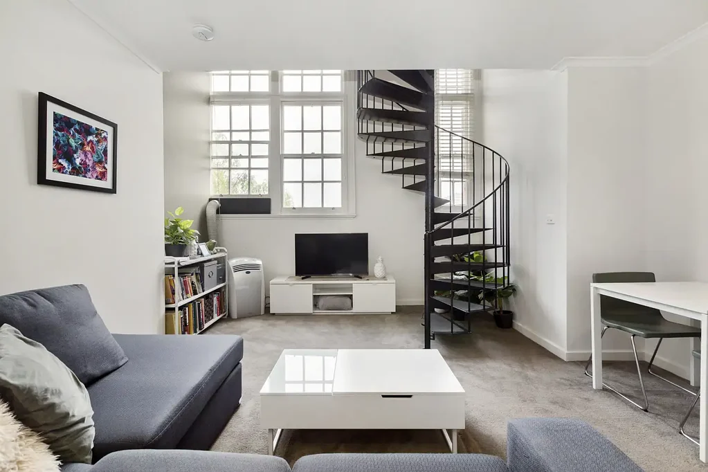 Furnished Loft Style Living In Downtown Prahran