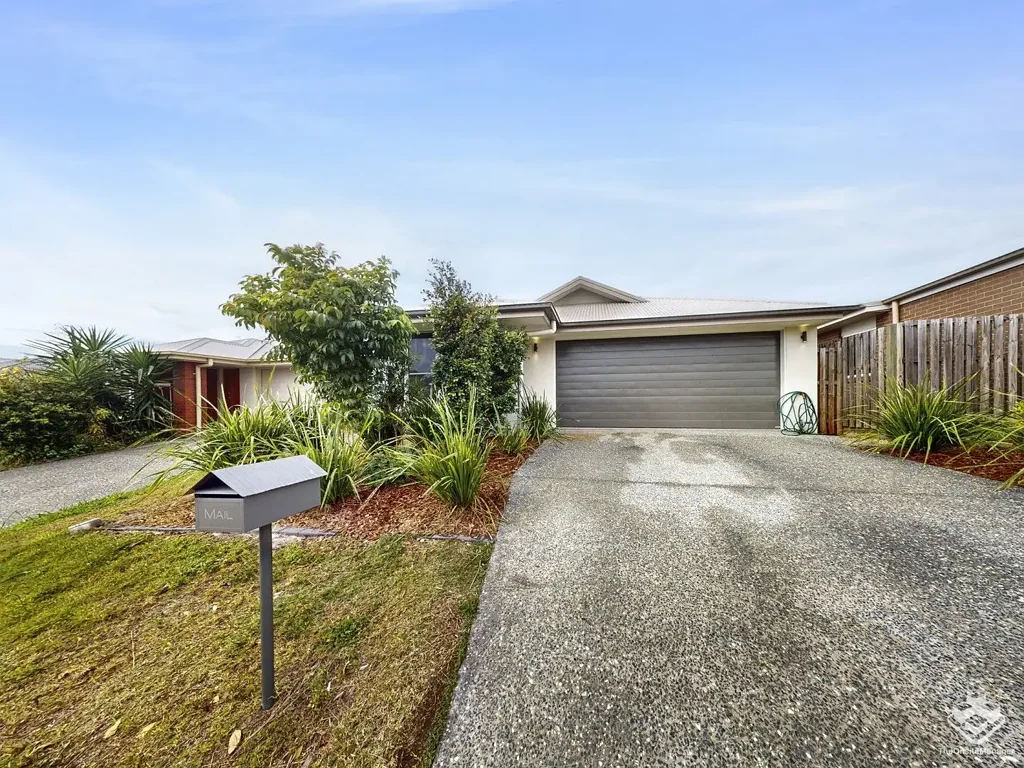 14 Angus Court, Park Ridge, QLD 4125