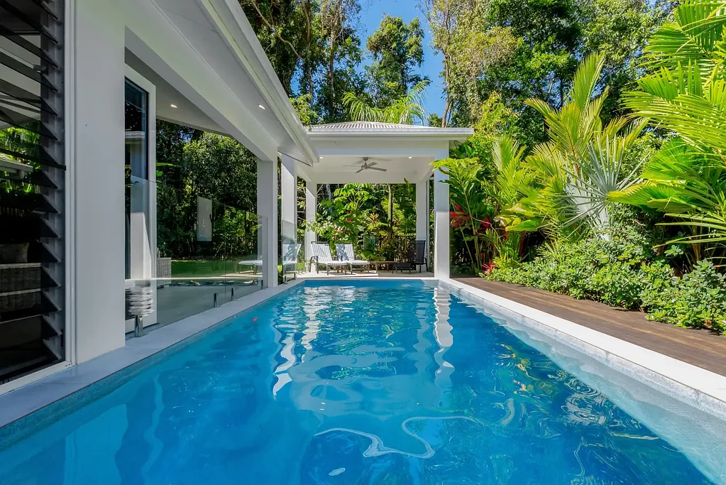 Palm Cove 4部屋 Entertainer's Dream | Prestige Living | Argentea