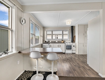 34 and 34A Lakings Road, Springlands, Blenheim, 5 ਕਮਰੇ, 2 ਬਾਥਰੂਮ, House