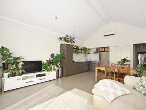 Ellenbrook 2 Bedroom YOU LITTLE BEAUTY