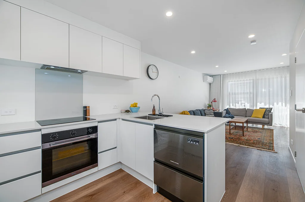 Glen Eden 3Kwarto Low-Maintenance Living, High-Return Potential