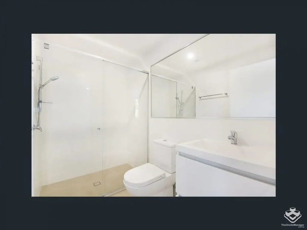 UNFURNISHED 2 BEDROOM APARTMENT - BOWEN HILLS