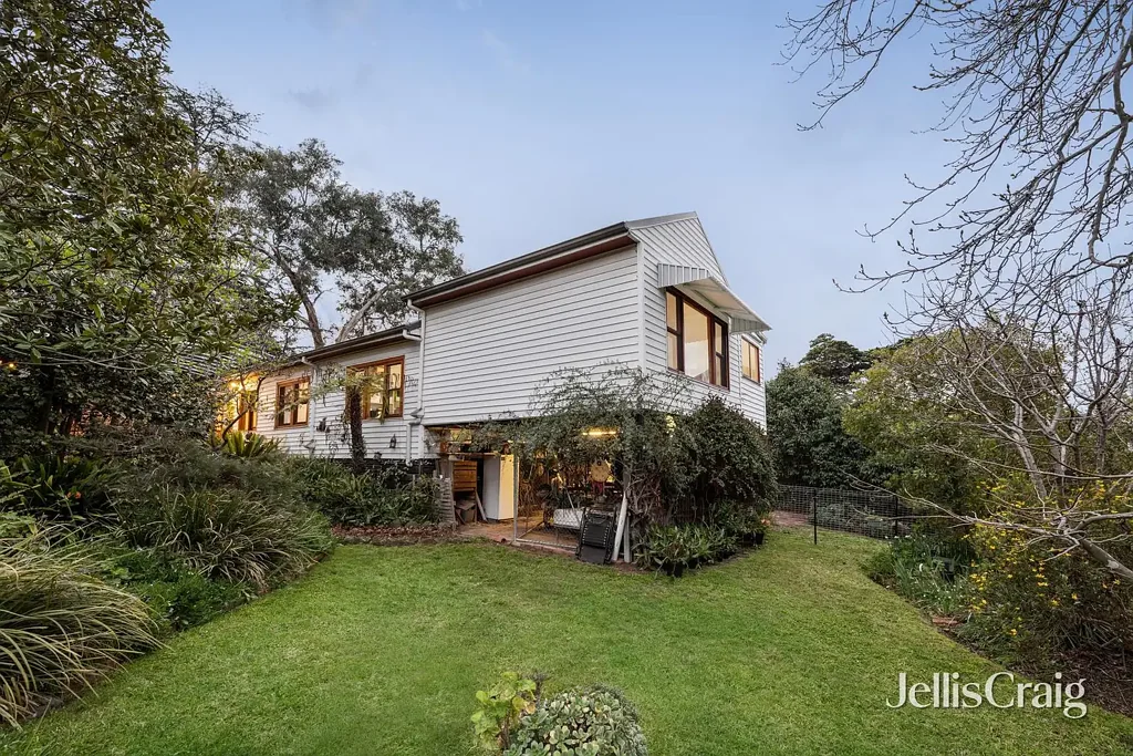 Greensborough 3 Bedroom Family comfort, exciting potential
