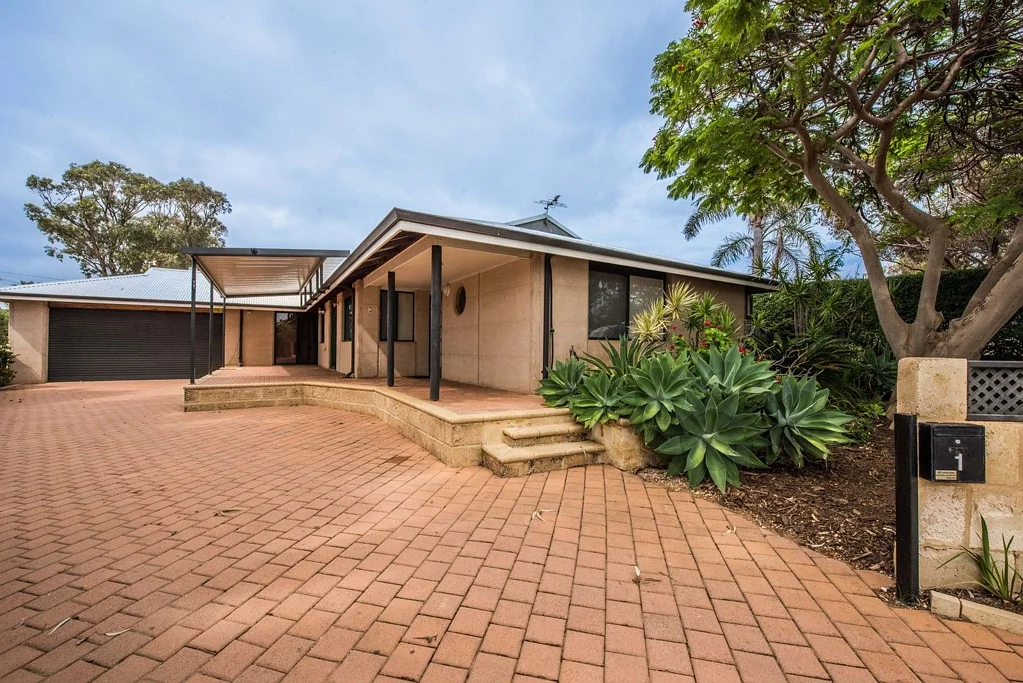 1 Settlers Close, Bluff Point, WA 6530