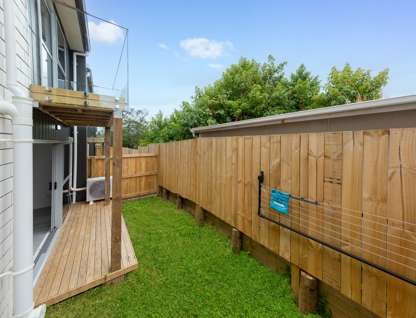 2/164 Princes Street East, Otahuhu, Auckland City, Auckland, 4房, 2浴, 独立屋