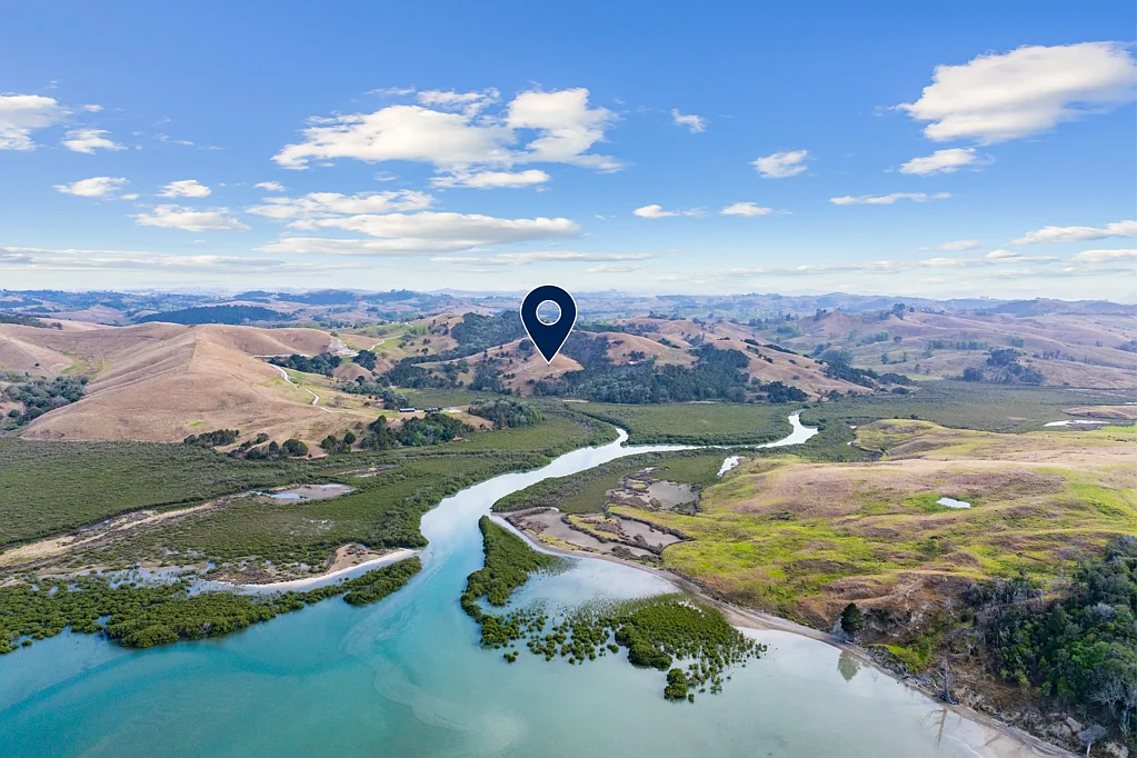 Maungaturoto Kaipara gem - peace, privacy and views