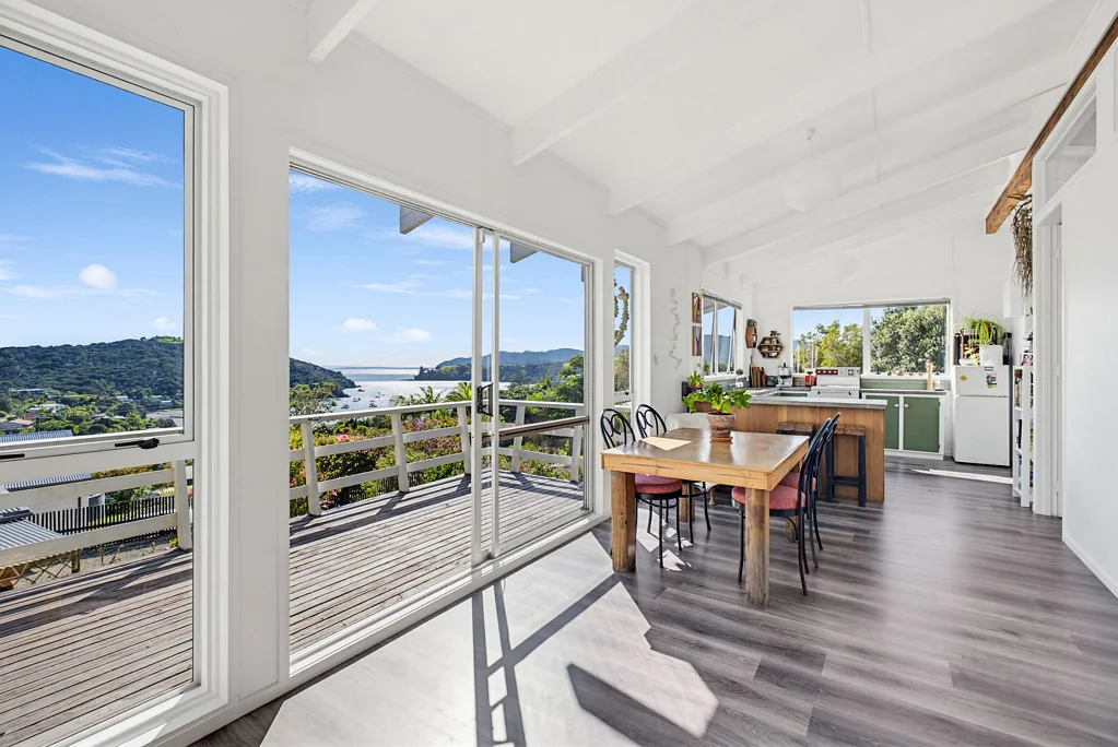 Mangonui 2Kwarto Water Views on Mary Hassett Street