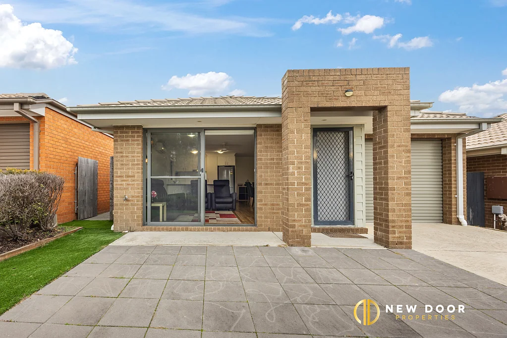 166 Macfarlane Burnet Avenue, Macgregor, ACT 2615