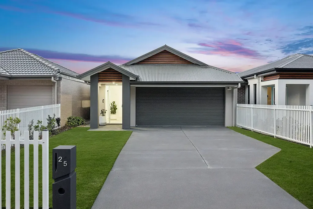 25 Kamira Road, Wadalba, NSW 2259
