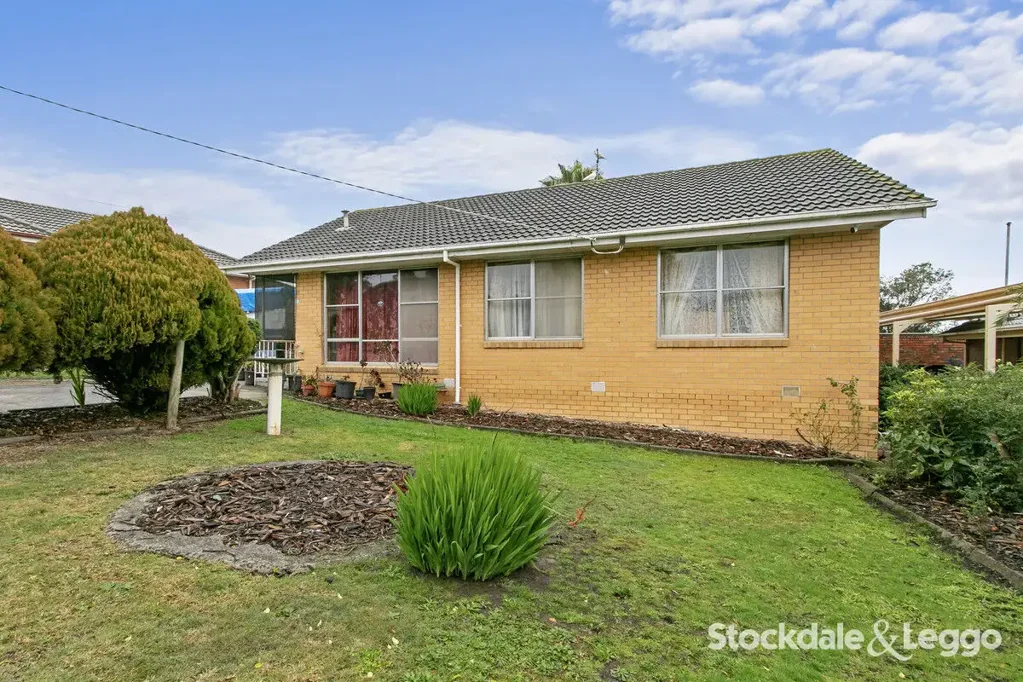 32 Heesom Crescent, Churchill, VIC 3842