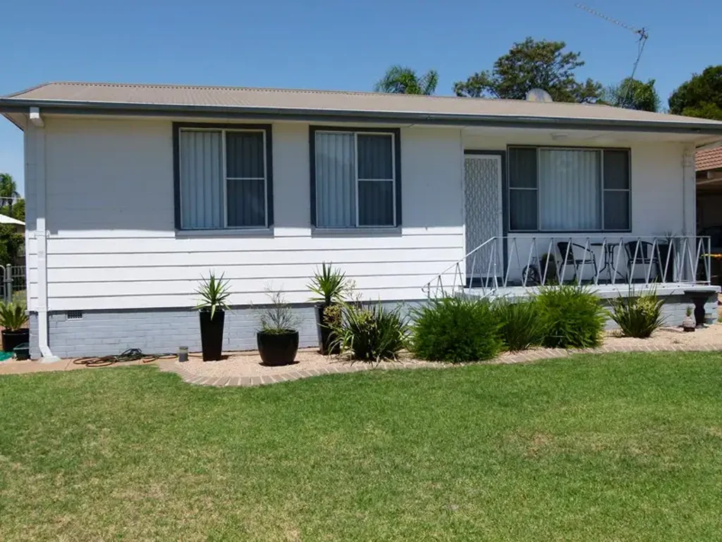 Ray White Forbes - 68511411