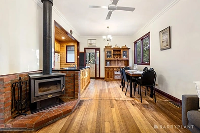 रसोईघर - 8 Sloans Road, Warrandyte, VIC 3113