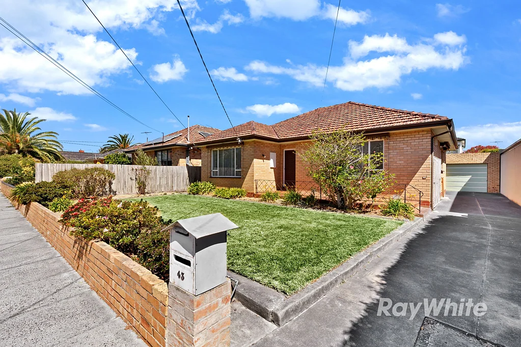 43 Mclaurin Road, Carnegie, VIC 3163
